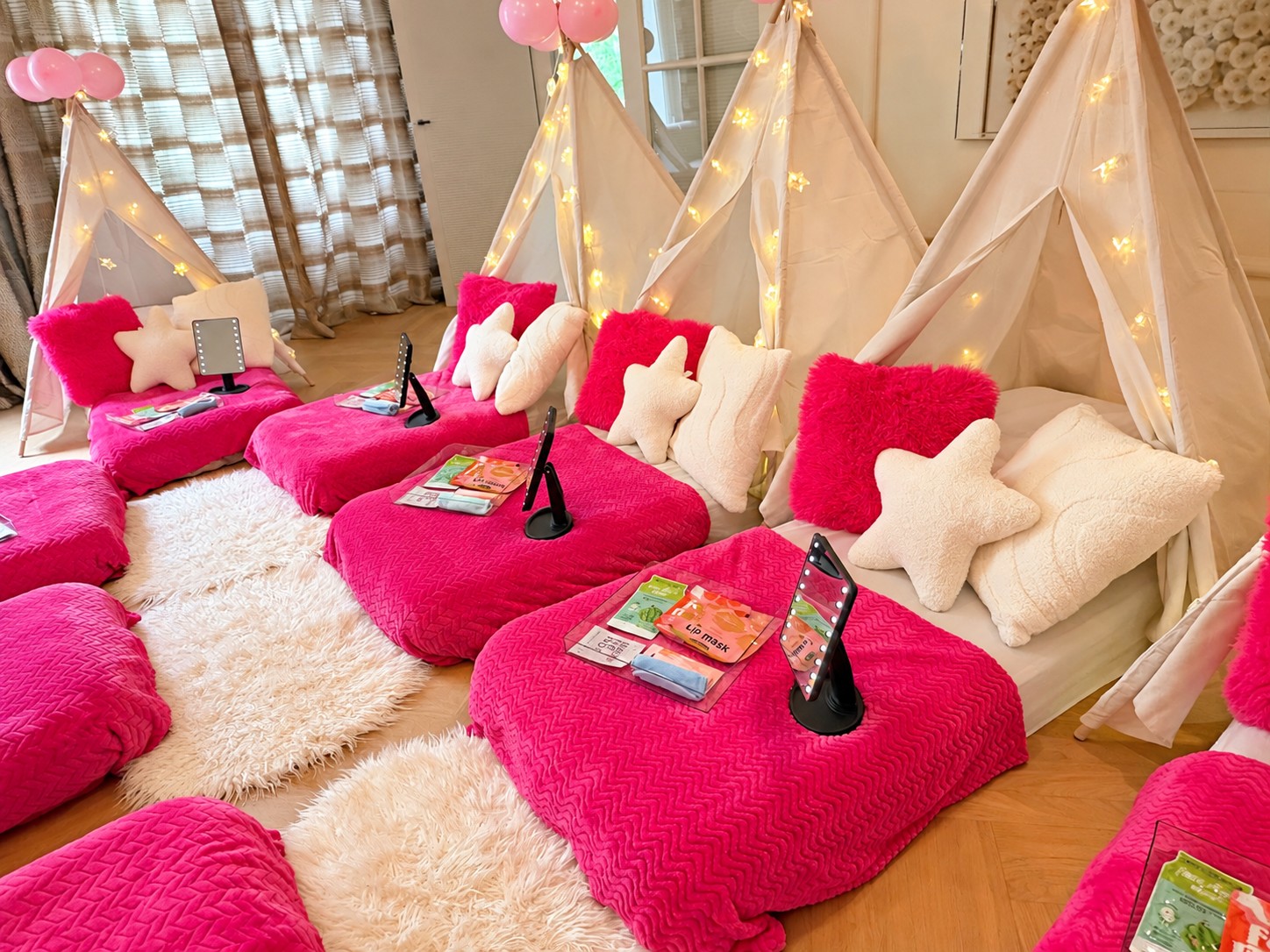 Sleepover Parties by Mini Munchkins
